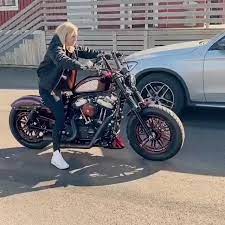 Harley Bobber Video Harley Bobber Custom Choppers Custom Motorcycles Bobber