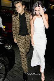 Harry styles and kendall jenner are a thing again, and the world is obsessed. Harry Styles Kendall Jenner Photo Kendall Style Kendall Harry Kendall And Harry Styles