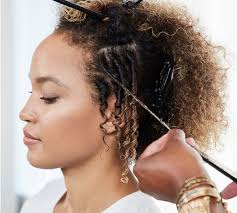 Regardless of whether you're honored with normally wavy hair or you make wonderful waves utilizing a curling iron Why It Makes Sense To Be A Curl Expert