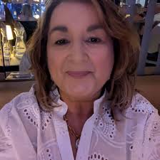 Got my first delivery from Chequp today and there was liquid running out of  the package. The cool bag thing had a hole in it and it was everywhere. Ive  messaged them