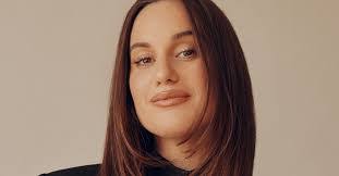 Hannah Berner's Instagram, Twitter & Facebook