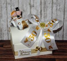 Geldgeschenk Zur Goldenen Hochzeit Geschenkbox Mit Auto Geschenke Zur Goldenen Hochzeit Geldgeschenk Goldene Hochzeit Hochzeit Geschenk Geld