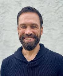 Justin Masse's Instagram, Twitter & Facebook