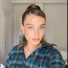 𝗪𝗘 𝗡𝗘𝗘𝗗 𝟯𝟬𝟬 𝗬𝗘𝗦 𝗙𝗢𝗥 𝗔 𝗡𝗘𝗪 𝗕𝗢𝗢𝗞 😍📖  #KristinHannahFans