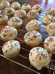 I have also made these with lemon and dried thyme and they were scrumptious. Italian Lemon Drops Cookies Anginetti Mangia Magna Lemon Drop Cookies Cookies Recipes Christmas Italian Christmas Cookie Recipes