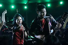 chorus c g c d g g em engkau yang sedang patah hati am d menangislah dan jangan ragu ungkapkan bm em betapa pedih hati yang tersakiti am d racun yang membunuhmu secara perlahan Lirik Lagu Dan Chord Gitar Seluruh Nafas Ini Milik Last Child Sonora Id