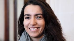 Lina el arabi était sur le plateau de rdv pour parler de sa pièce de théâtre mon ange. Lina El Arabi Qui Est L Etoile Montante De Philharmonia Allocine