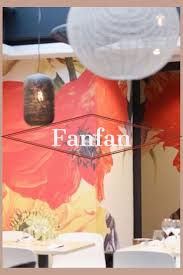 Si Vous Avez Le Gout Du Voyage Certains Gouts Vous Emmeneront Vers Une Tendance Capitale Un Mix Tres Parisien Qui Allie B Home Decor Decals Decor Home Decor