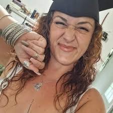 Elisha Norman's Instagram, Twitter & Facebook