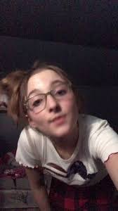 Ashley Dingman's Instagram, Twitter & Facebook