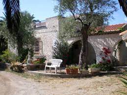 Vendesi appartamento 55mq 1°piano ingresso indipendente 2 letto, soggiorno+ang.cottura. Vendita Case Indipendenti A Alghero Ss