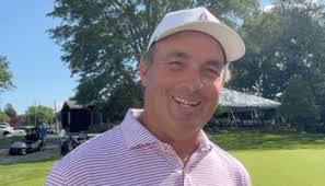 Chris Gum's Instagram, Twitter & Facebook