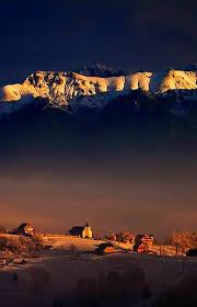 Munţii trascăului, locuri în care omul e tot mai lipsit de alţi oameni. Top 20 Places To Visit In Romania Before You Die Places To Visit Romania Travel Beautiful Places Nature