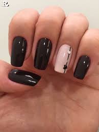 Las cintillas son geniales para pintar tus uñas, ya sea que estén cortas o largas podras crear bonitos diseños con este. Pin By Lenkita On Purple Nail Art Trendy Nails Trendy Nail Art Nail Designs