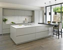 Gabinete de cocina con tendencias de color. Muebles De Cocina En Madrid Cocinas Modernas En Hermanos Perez