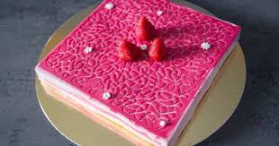 Mousse De Fraise Avec Carre Flexipat Et Tapis Labyrinthe De Chez Guy Demarle Recette Mousse Fraise Mousse Fraise Dessert