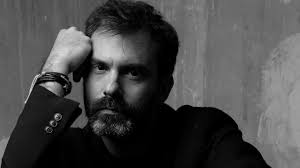 Caleb Casas: 'El teatro debería enseñarse en todas las escuelas'