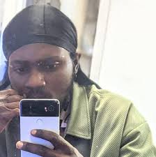 It seems like the ladies that are carrying girls 😂 ( including me ) are  babies do alottt of movement at nightt !!. They ready to party !!😂