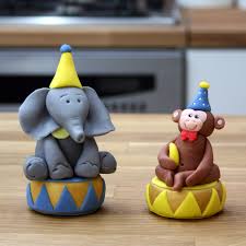 Party animals for birthday decorations or cake toppers! Circus Cake Toppers Fondant Elephant Sugarpaste Monkey