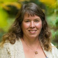 Hallie Reads: a summer to remember