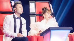 Ali hoàng dương được biết đến kể từ khi trở thành quán quân the voice 2017. Ä'á»— Hoang DÆ°Æ¡ng La Ai Ä'á»— Hoang DÆ°Æ¡ng Tiá»ƒu Sá»­ Ä'á»— Hoang DÆ°Æ¡ng Va Ali Hoang DÆ°Æ¡ng Ttvh Online