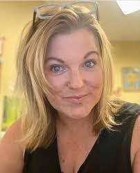 Lee Amos's Instagram, Twitter & Facebook