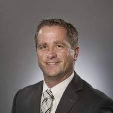 Dennis Darden's Instagram, Twitter & Facebook