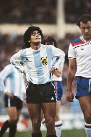 Diego Maradona Fotos Imagenes Y Fotografias Getty Images En 2020 Diego Maradona Fotos De Futbol Fotografia De Futbol
