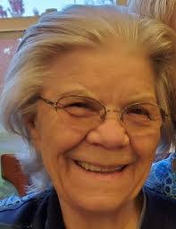 Karen Ellingson's Instagram, Twitter & Facebook