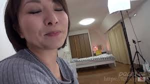 鼻コキ・鼻フェラ - XNXX.COM