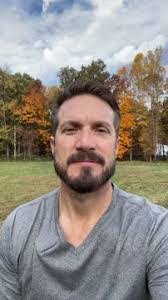 Candis James's Instagram, Twitter & Facebook