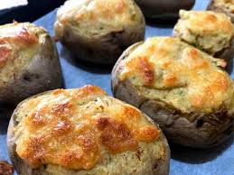 Pommes De Terre Farcies Au Four Recette En 2020 Pommes De Terre Farcis Au Four Pommes De Terre Farcies Pomme De Terre