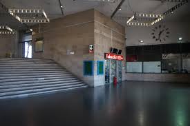 You have to type just the departure port and the arrival one, and all the scheduled voyages for your destination will appear. Datei Fs Schalterhalle Messina Marittima 2018 09 26 Jpg Wikipedia