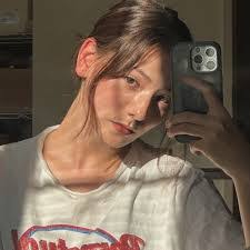 Akari Taylor's Instagram, Twitter & Facebook