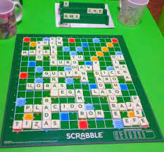 Juega a los mejores juegos de palabras y juegos de letras online gratis. Scrabble Wikipedia La Enciclopedia Libre