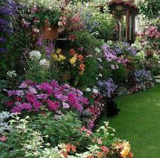 Gorgeous Old English Cottage Style Flower Garden Cottage Garden Design Beautiful Gardens Cottage Garden