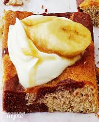 Gateau Marbre A La Banane Et Au Chocolat Recette Banana Cake Chocolate Banana Yummy Cakes