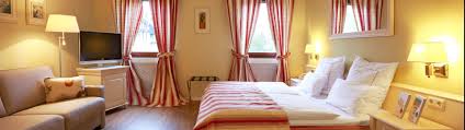Aufgrund der guten resonanz, haben wir eure lieblingsgerichte um die rinderroulade und den rinderschmorbraten erweitert. Hotel Trier Blesius Garten 4 Sterne