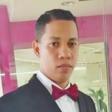 Frederick Ruiz (@frederickrz)