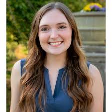 Lauren Jolly's Instagram, Twitter & Facebook