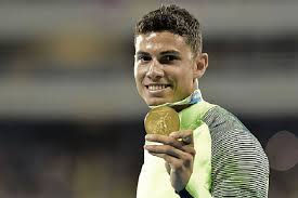 Thiago braz da silva is a brazilian athlete specializing in the pole vault. Medalha De Ouro De Thiago Braz Completa Um Ano Sport Life
