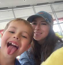 Aunt Mal things ✨💛