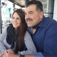 Melissa Ogg's Instagram, Twitter & Facebook