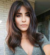 Amazing 50 Stunning Hairstyles For Warm Black Hair Ideas Fashion Https Dressfitme Com 50 Stunning Hair Oval Face Hairstyles Womens Hairstyles Shoulder Hair