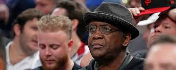 Bill Cartwright: Breaking News, Rumors & Highlights