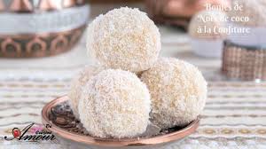 Boules De Noix De Coco A La Confiture Boules De Neige Gateaux Secs Par Boule De Noix De Coco Gateau Noix De Coco Recette Boule De Neige