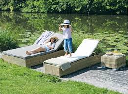 Envie de lézarder au soleil ? Bain De Soleil St Raphael En Resine Tressee Pas Cher Bain De Soleil Maisons Du Monde Jardin Maison Loisirs Ventes Pas Cher Com