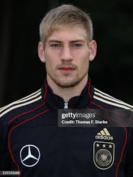 35 Photos & High Res Pictures