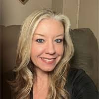 Amanda Heldt's Instagram, Twitter & Facebook