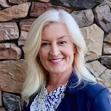 Stacy Osborne's Instagram, Twitter & Facebook